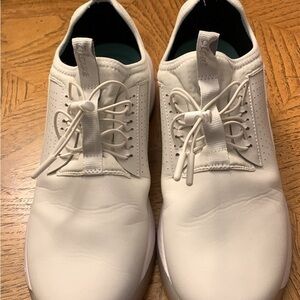 Clove white leather shoe men’s size 10.5